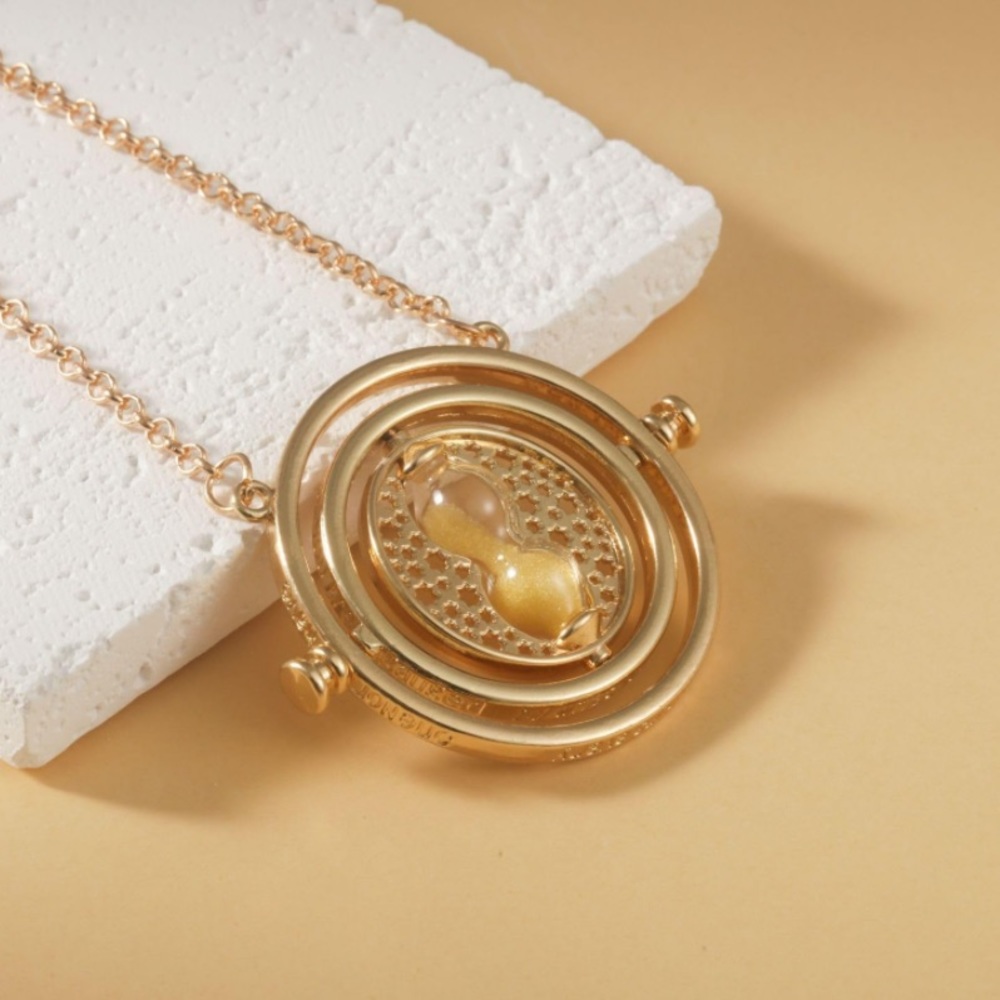 🪄⏳Magical Harry Potter Spinning Time Turner Necklace GOLD - Picture 8 of 14